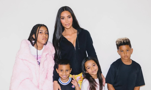 金·卡戴珊考虑将孩子们名字中的「West」去除