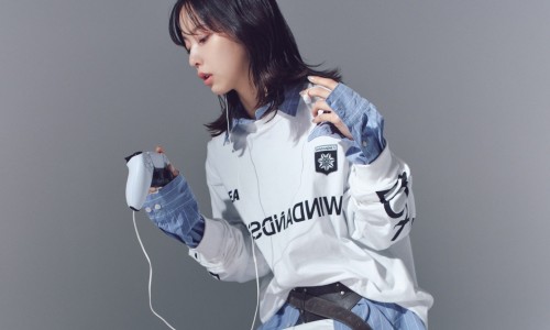 PlayStation 和 WIND AND SEA 联合推出未来主义服装系列