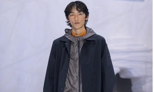 在米兰秀场，李宁荣耀金标如何打造流动的通勤美学？