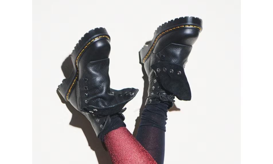 LIMI feu x Dr. Martens 联名靴款推出