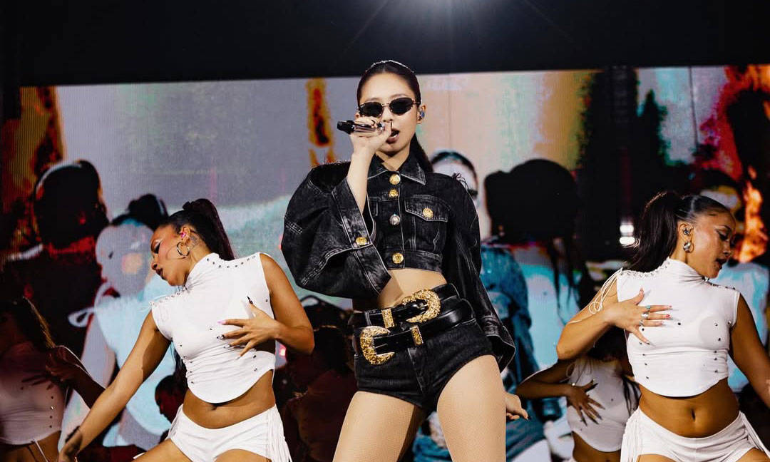 Ray-Ban 这「老古董」，被 Jennie 和 A$AP Rocky「盘活」了