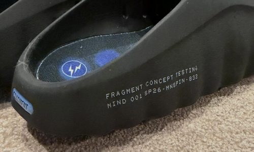 fragment design x Nike Mind Mule 001「Black / Royal」官宣登场