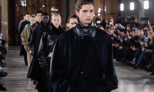 2026 巴黎时装周正在重写「时尚规则」