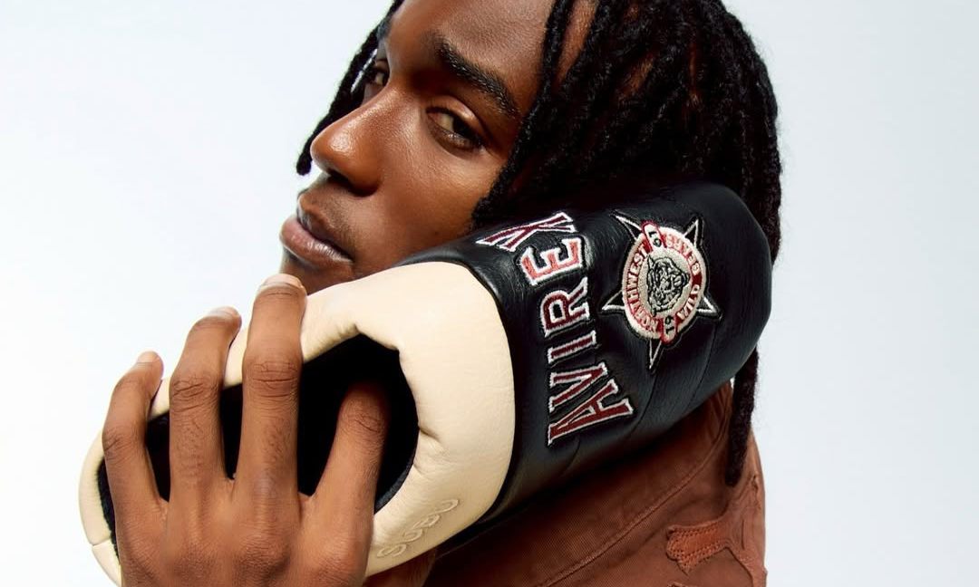 AVIREX 携手 SUBU 打造全新 ICONIC VARSITY MODEL 联名系列