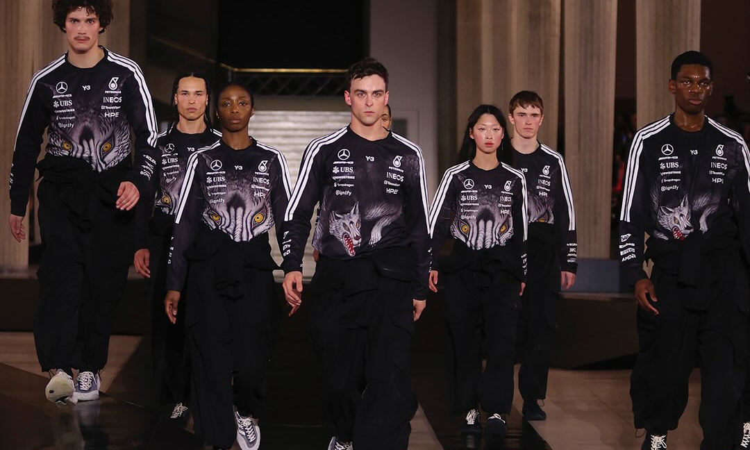 Y-3 与 Mercedes-AMG F1 打造合作系列