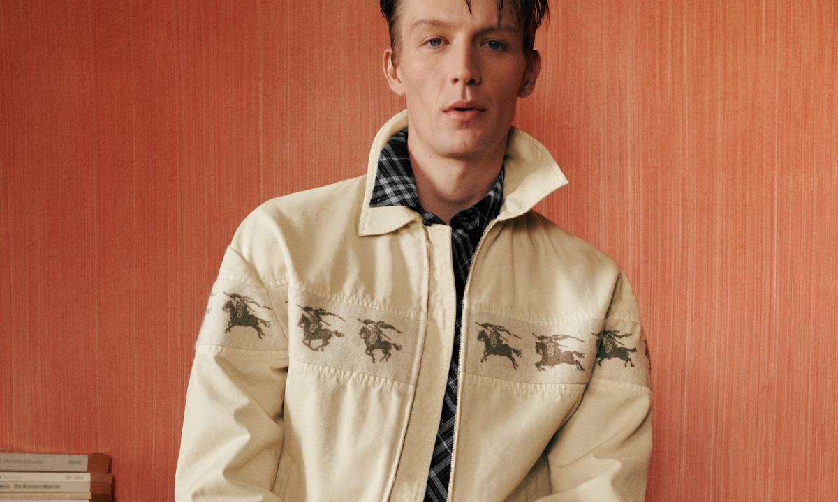 BURBERRY 推出 2026 春季系列