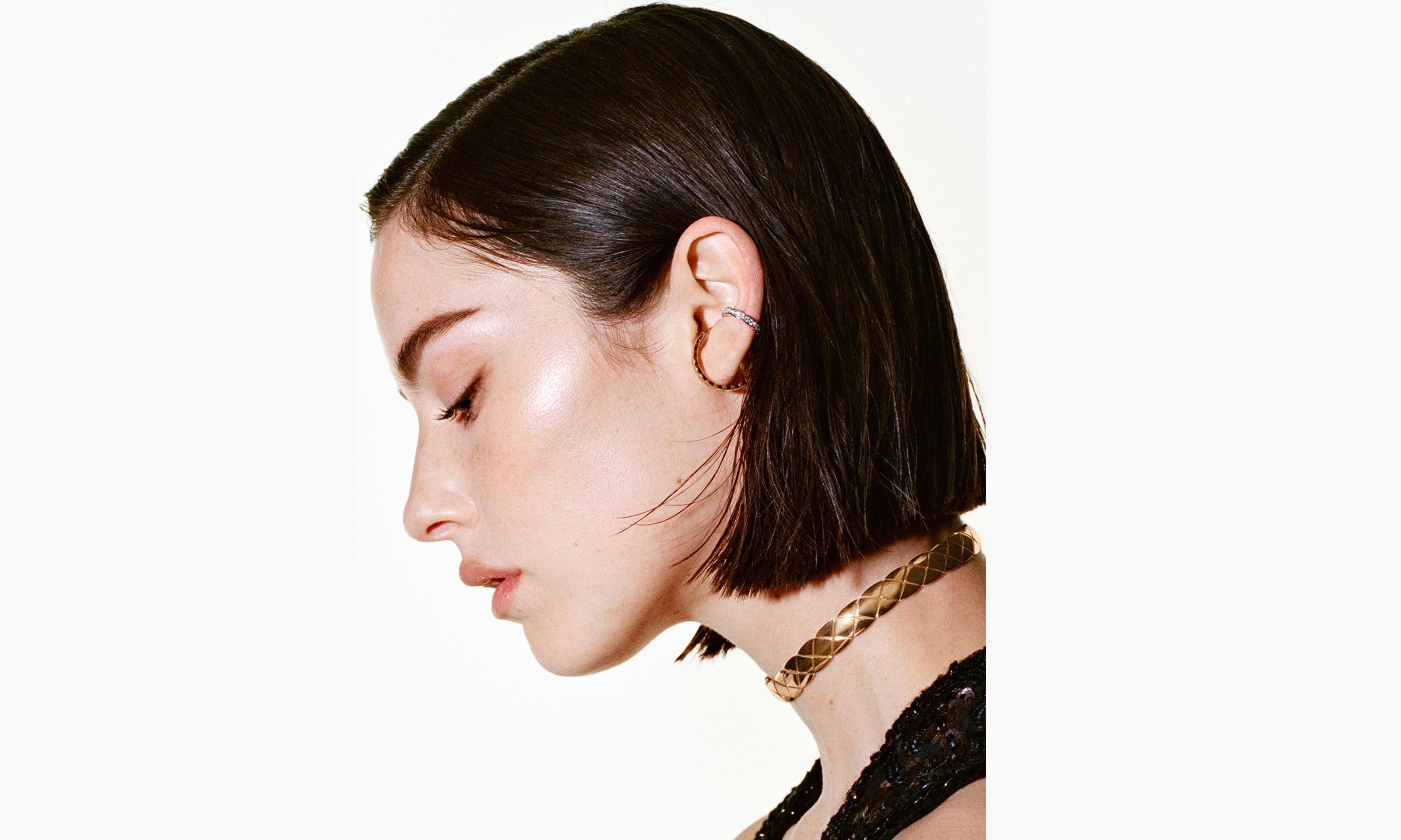 Gracie Abrams 成为 CHANEL COCO CRUSH 系列新缪斯