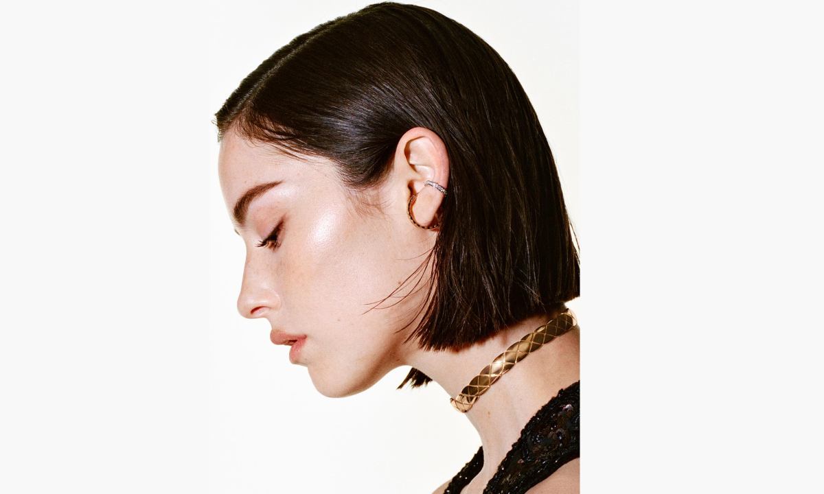 Gracie Abrams 成为 CHANEL COCO CRUSH 系列新缪斯