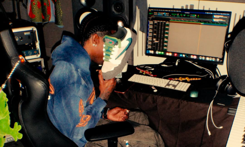 Travis Scott 曝光 TS x CPFM x Nike 三方联名鞋款