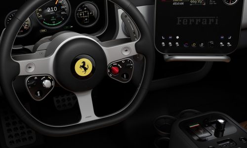 Ferrari 首款纯电车型 Ferrari Luce 内饰与人机交互界面亮相