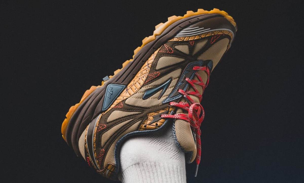 Brooks Running 携手 Jeff Staple 打造全新 Cascadia 1 联名鞋款