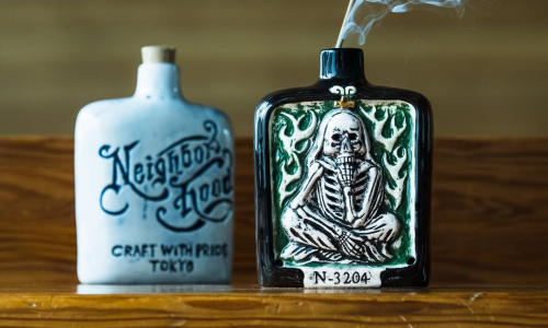 NEIGHBORHOOD 推出「酒瓶」全新陶瓷线香座