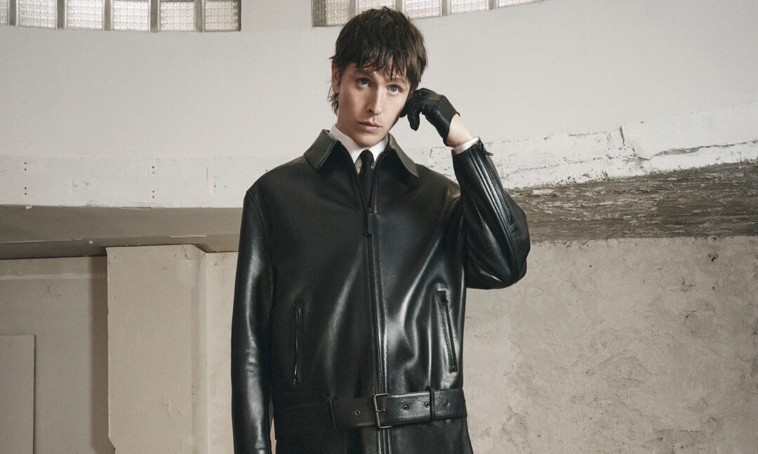 BALENCIAGA 发布全新广告大片