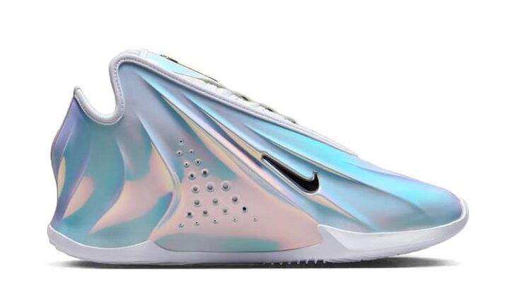 Nike 发布 GT Future「Warning Label」金属配色