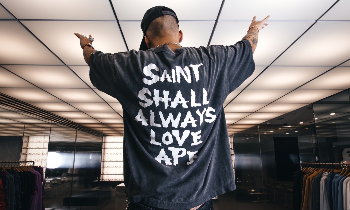 A BATHING APE® x ©SAINT Mxxxxxx 推出全新合作系列