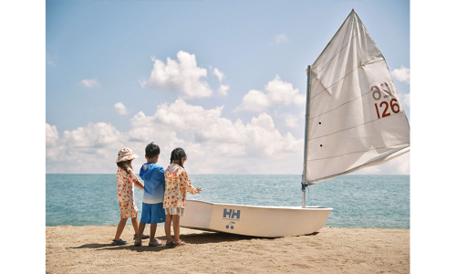 HELLY HANSEN 首度携手 Bonpoint 呈现限量联名童装系列产品