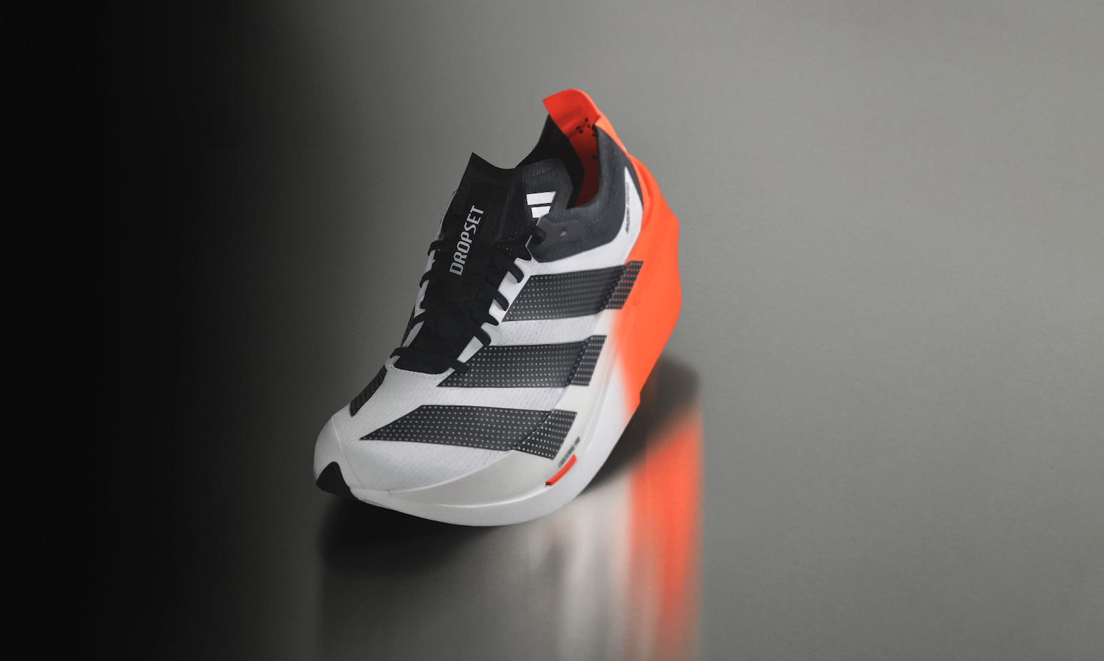 adidas 推出首款跑训混合健身鞋 ADIZERO DROPSET ELITE