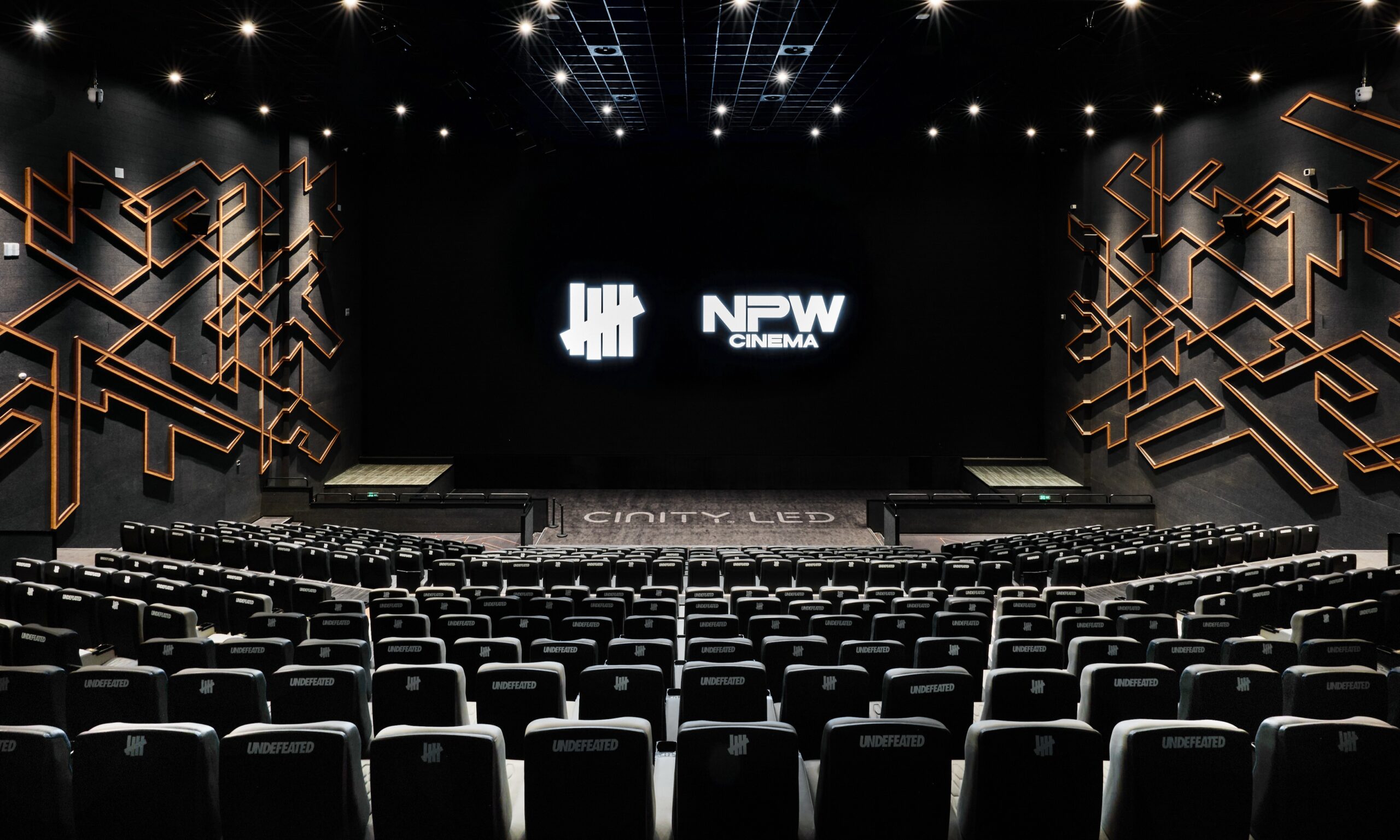 电影院爆改潮流店,观影结束是「逛」的开始?