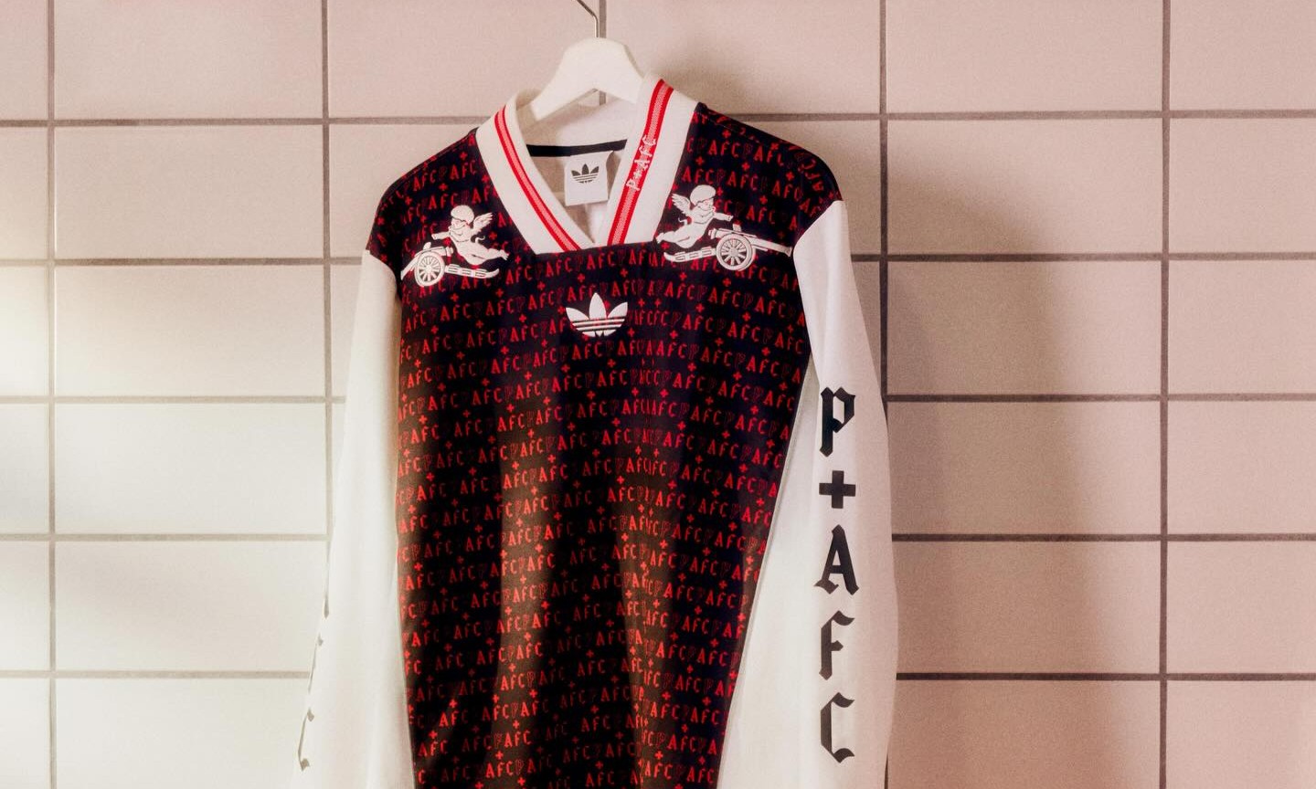 adidas Football 携手 Places+Faces 推出阿森纳俱乐部特别系列