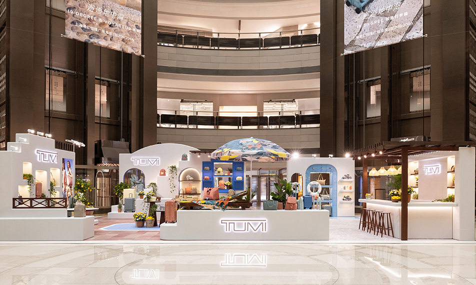 TUMI 途明「邂逅地中海」限时空间于上海港汇恒隆广场盛大启幕