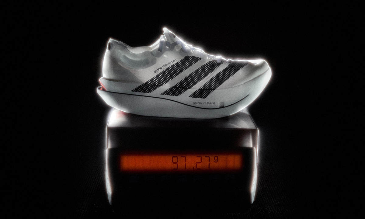 adidas 正式发布 Adizero Adios Pro Evo 3 竞速跑鞋