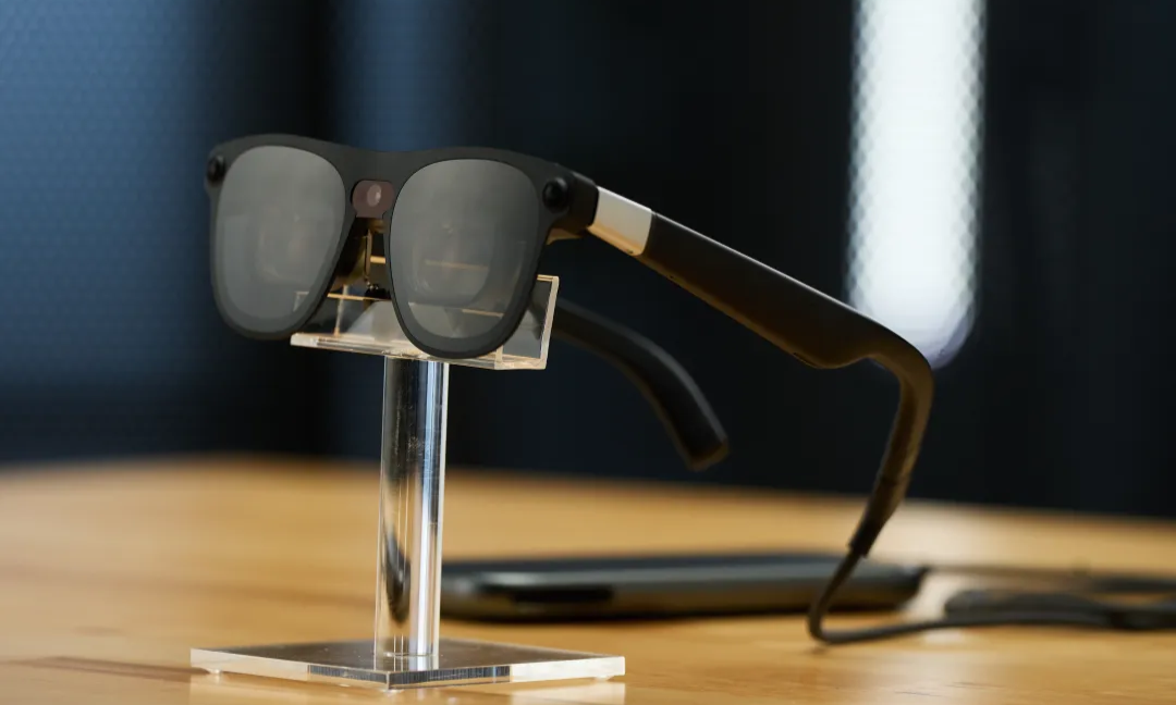GUCCI 与 Google 合作将于 2027 年推出智能眼镜