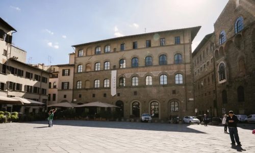 Demna 重启地标建筑 GUCCI 宫殿