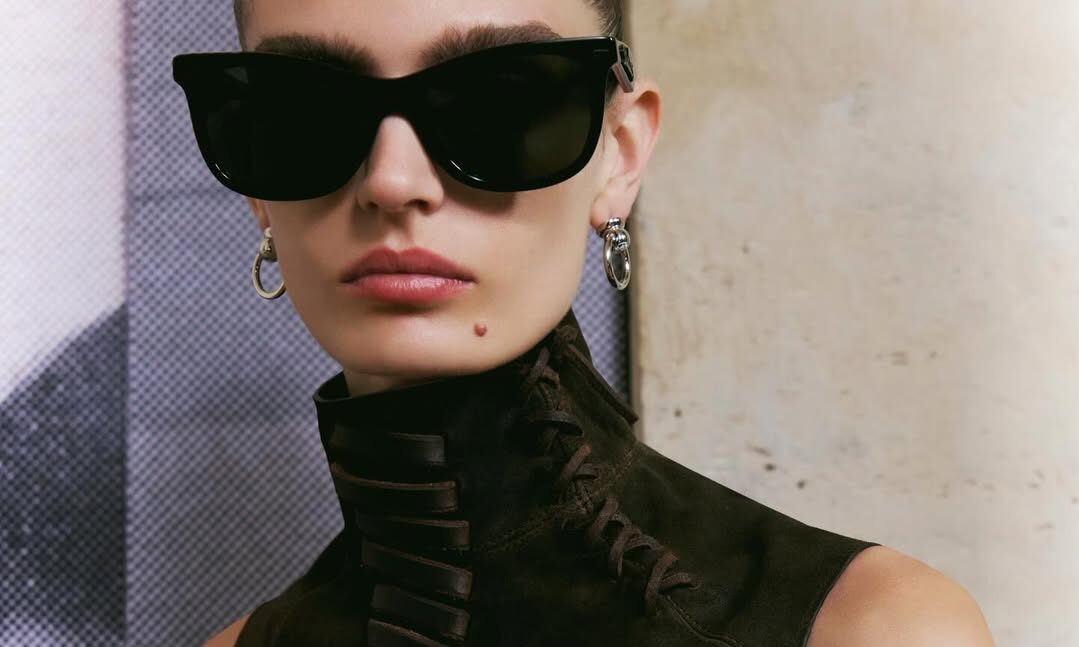 Acne Studios 发布 2026 春夏太阳镜系列