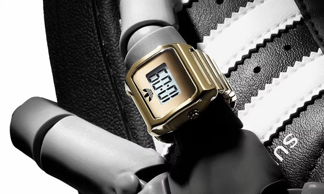 adidas Originals 推出 Digital Two Ring 迷你指环腕表