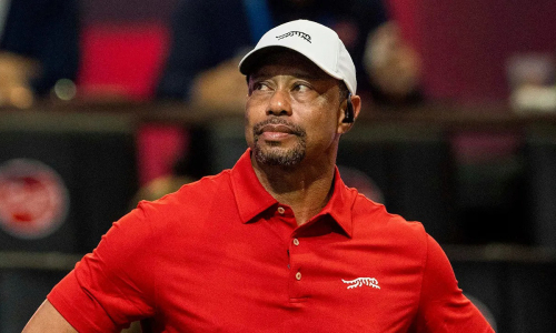 Tiger Woods 宣布无限期暂停高尔夫赛事活动