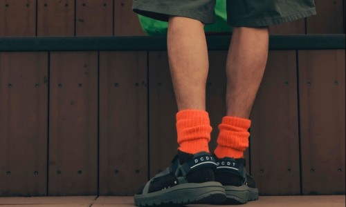 Teva 首次与 DESCENDANT 合作推出 HURRICANE XLT3 DCDT 凉鞋