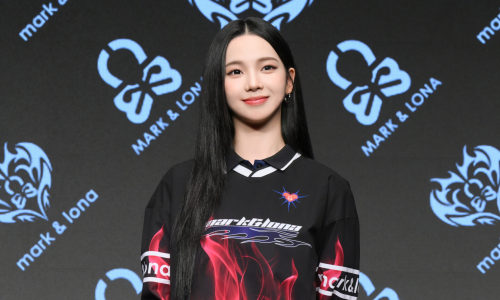 联名 Karina，这个高尔夫品牌为何「出圈」了？