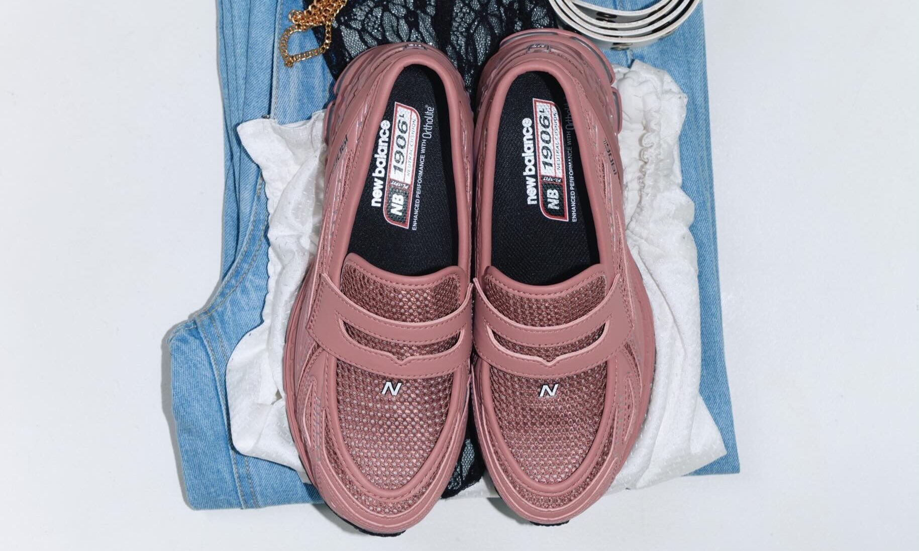 New Balance 发布 U1906 5WS Loafer 全新限定色