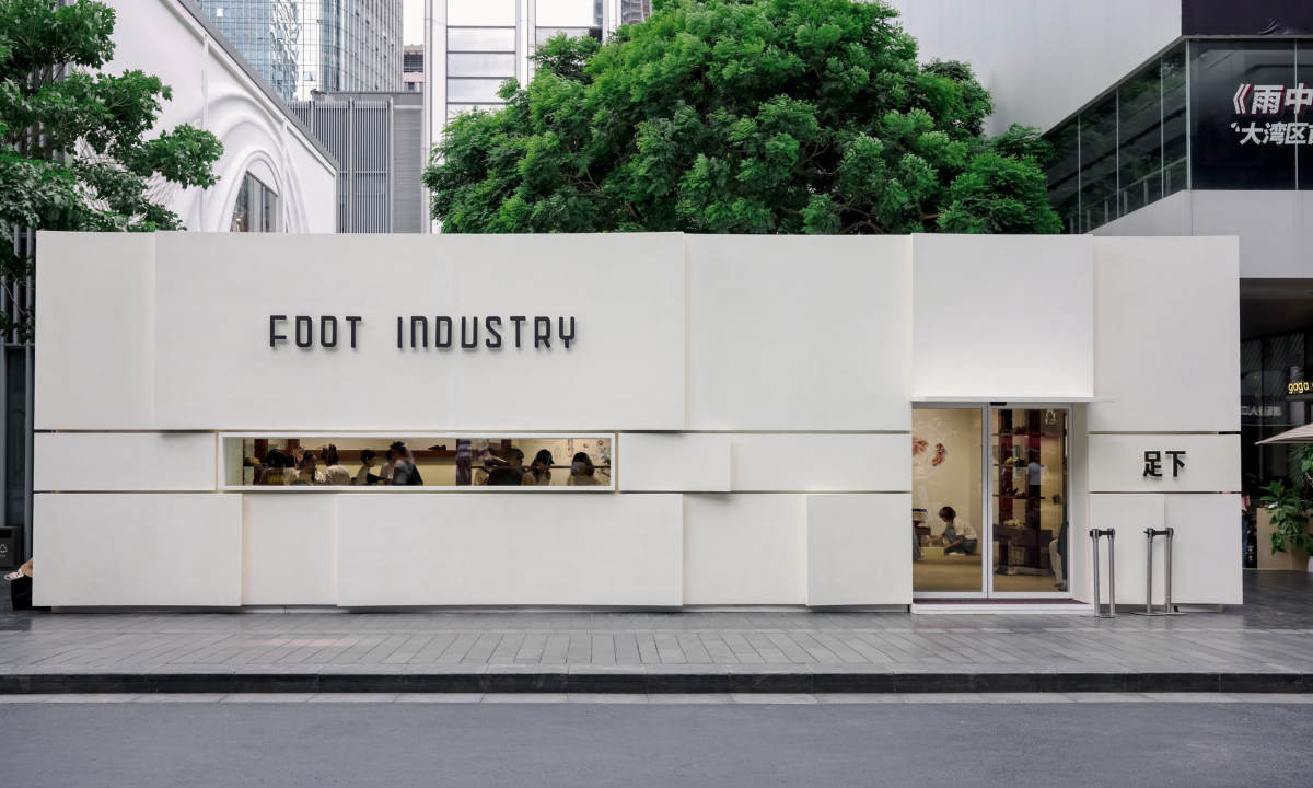 FOOT INDUSTRY 足下限时快闪空间于深圳万象天地正式启幕