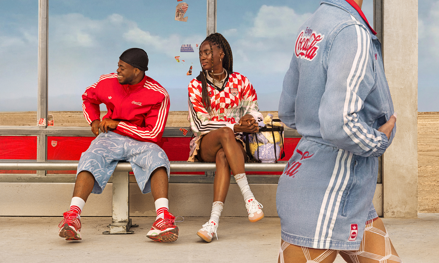 经典共此刻：adidas Originals 与 Coca-Cola 以大胆联名系列  共庆 2026 年 FIFA 世界杯