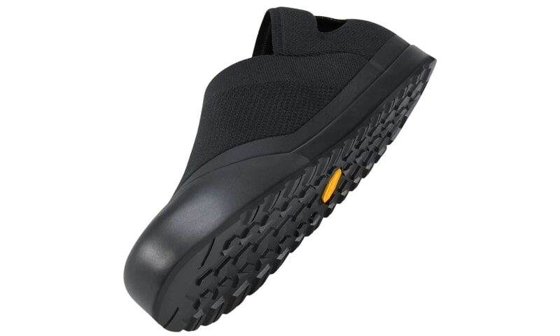 ARC’TERYX 发布新款穆勒鞋