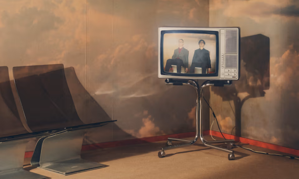 PRADA 举办第十四届 PRADA Mode 展览「Satellites II」