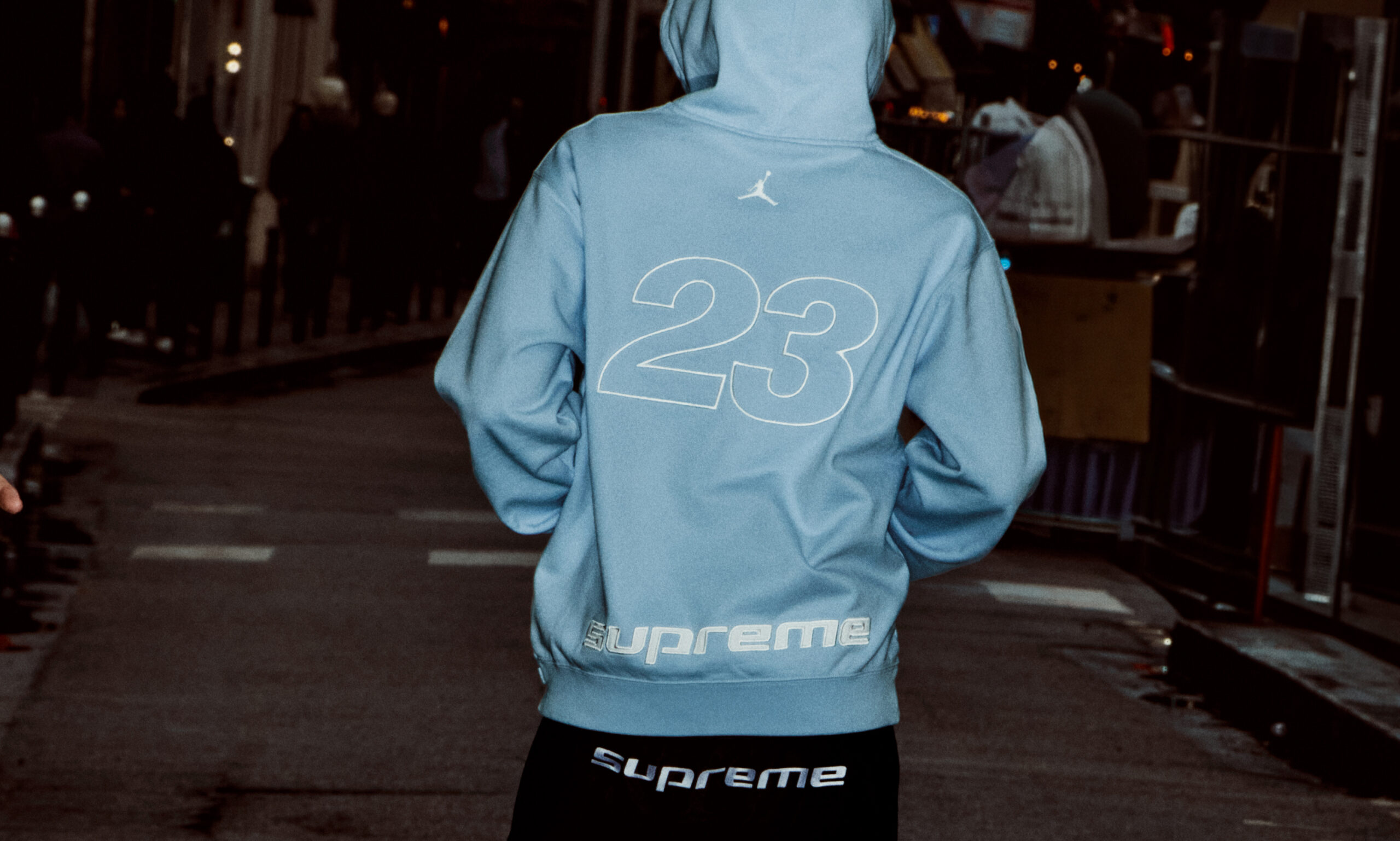 Supreme x Jordan Brand 推出 2026 春夏合作系列