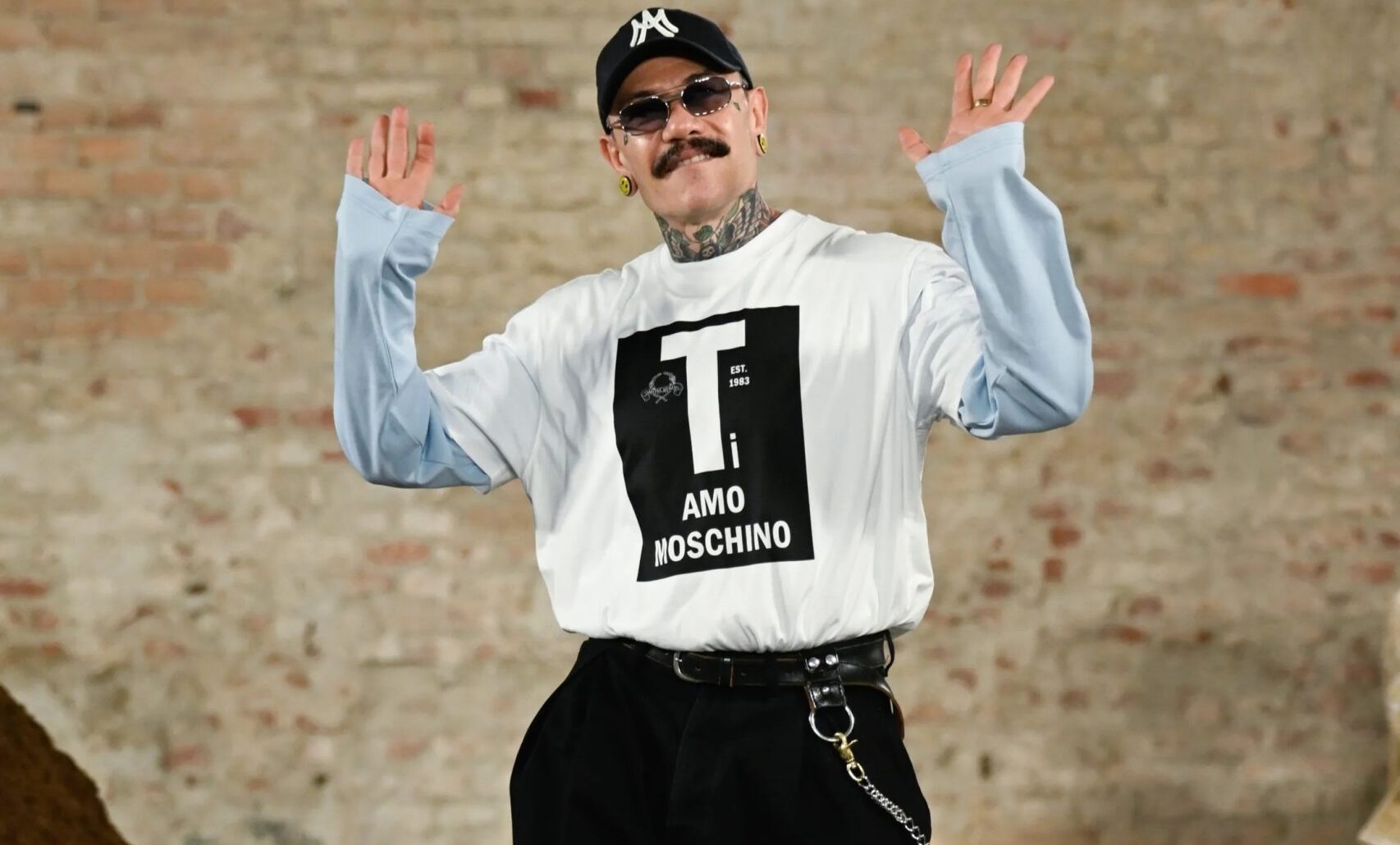 MOSCHINO 创意总监 Adrian Appiolaza 离任