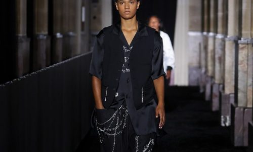 Y-3 发布 2027 春夏系列