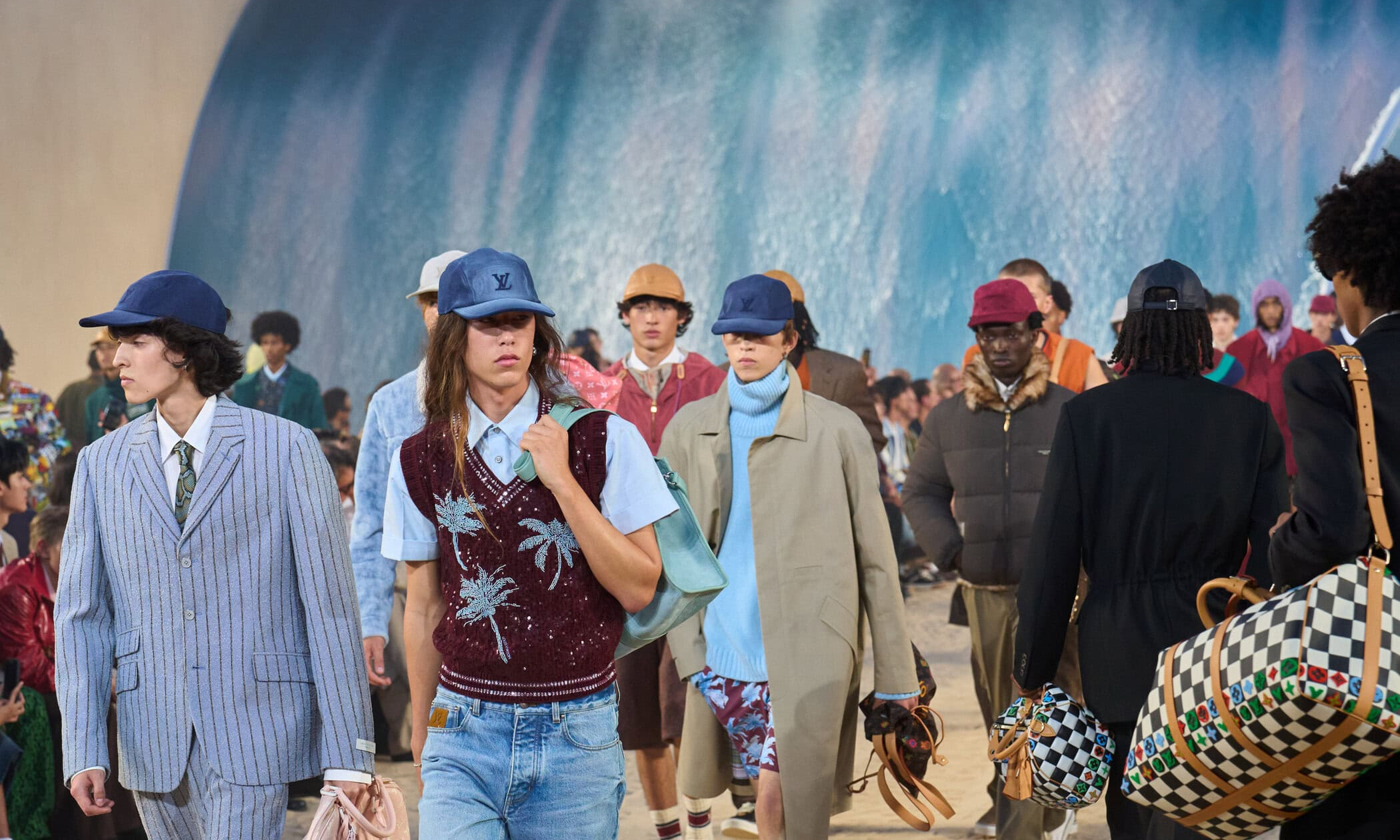 LOUIS VUITTON 发布 2027 春夏男装系列