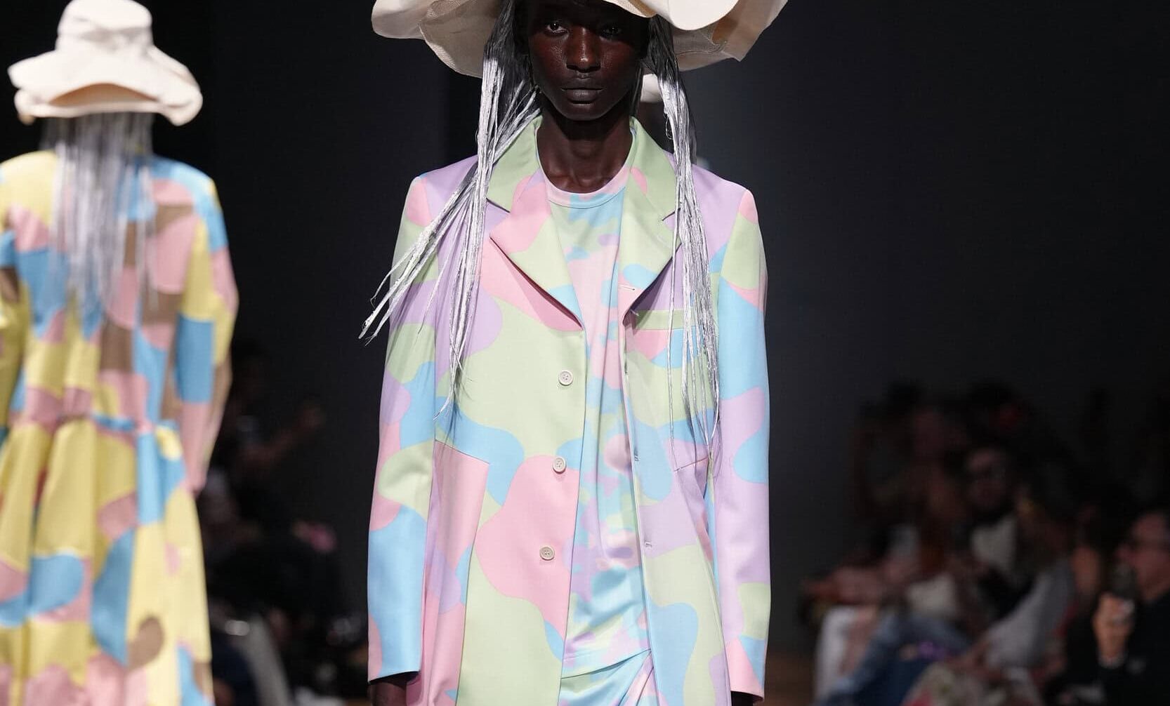 COMME des GARÇONS HOMME PLUS 发布 2027 春夏系列
