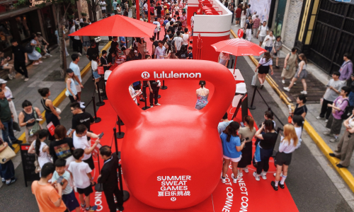 lululemon 亮相「上下左右·运动乐园」首周活动