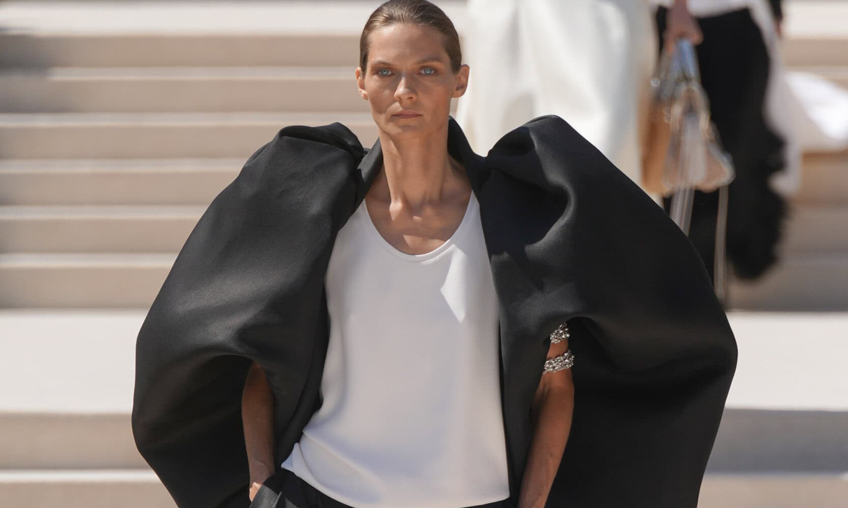 BALENCIAGA 发布 2026 秋季高定系列