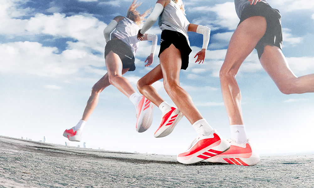 adidas HYPERBOOST 家族全系列跑鞋亮相
