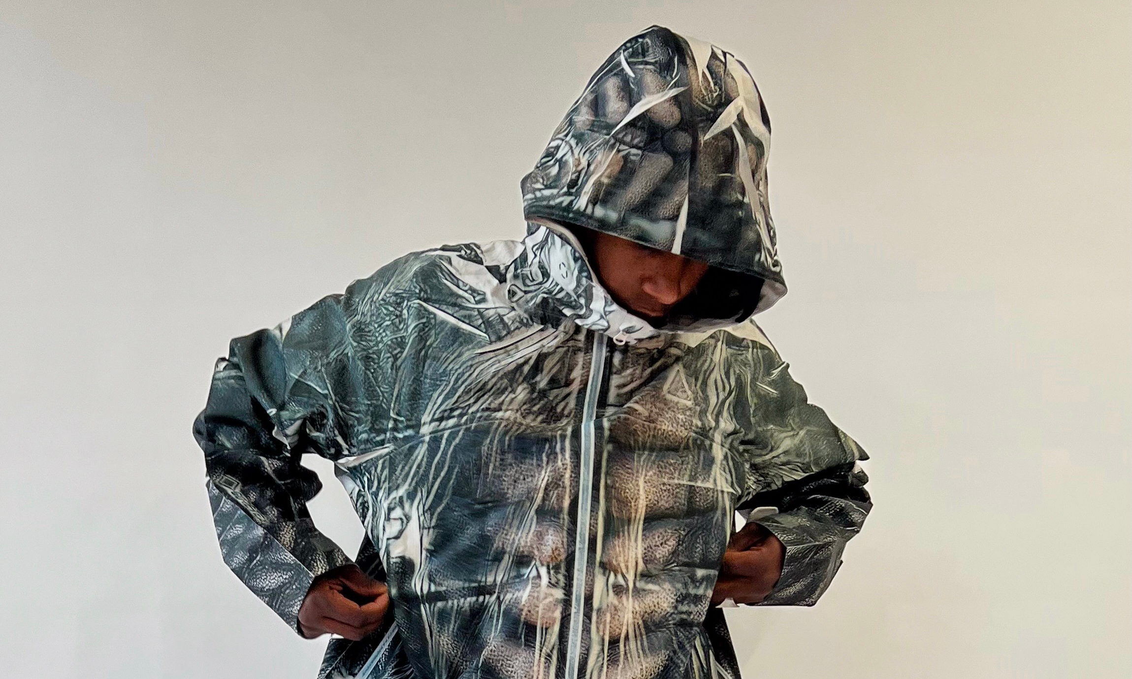 来自「异形世界」的 Nike 联名最近太让人上头了…