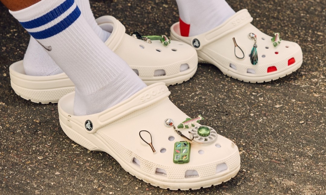 Crocs 公布 2026 年第二季度创纪录业绩，全年预期再度上调