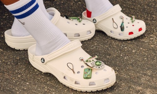 Crocs 公布 2026 年第二季度创纪录业绩，全年预期再度上调