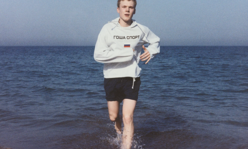 Gosha Rubchinskiy 发布 2026 度假系列