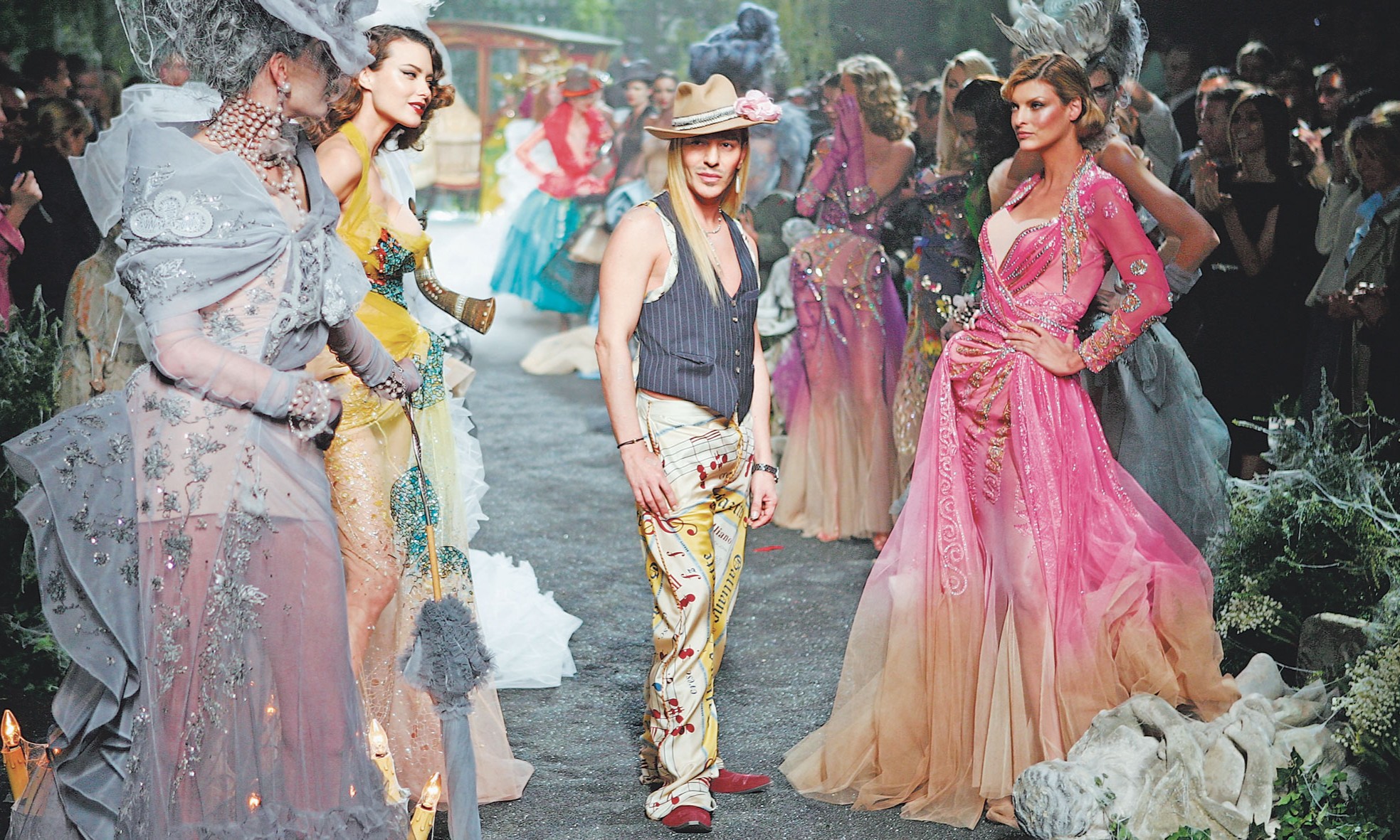 2027 Met Gala 将以传奇设计师 John Galliano 为主题